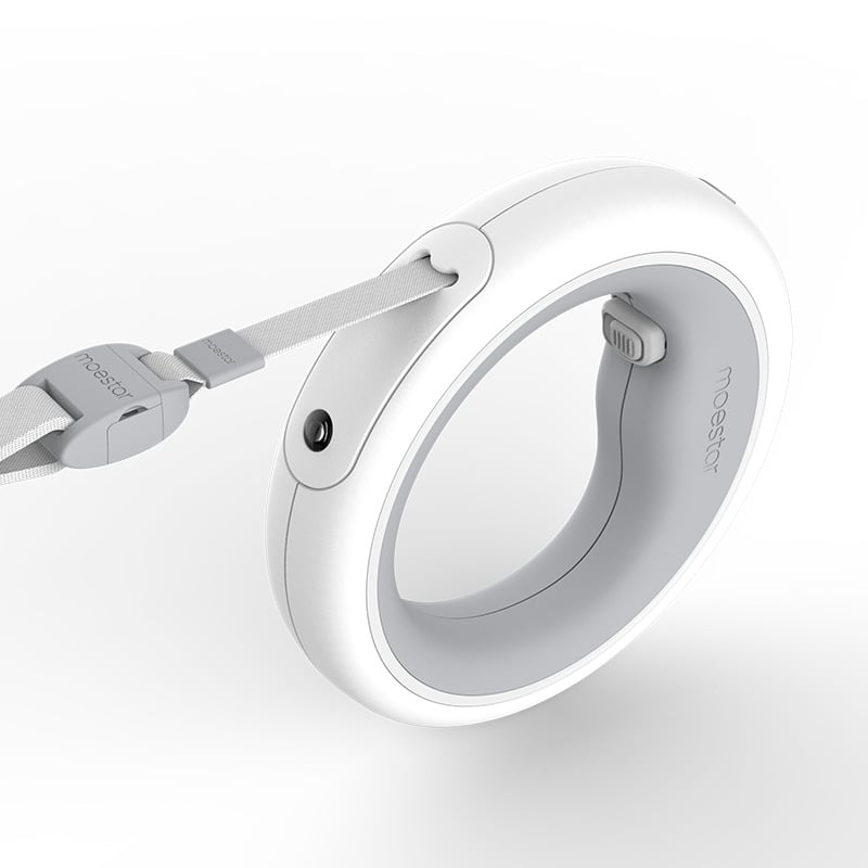 GlowFlex Retractable Dog Leash by Meng Wangxing
